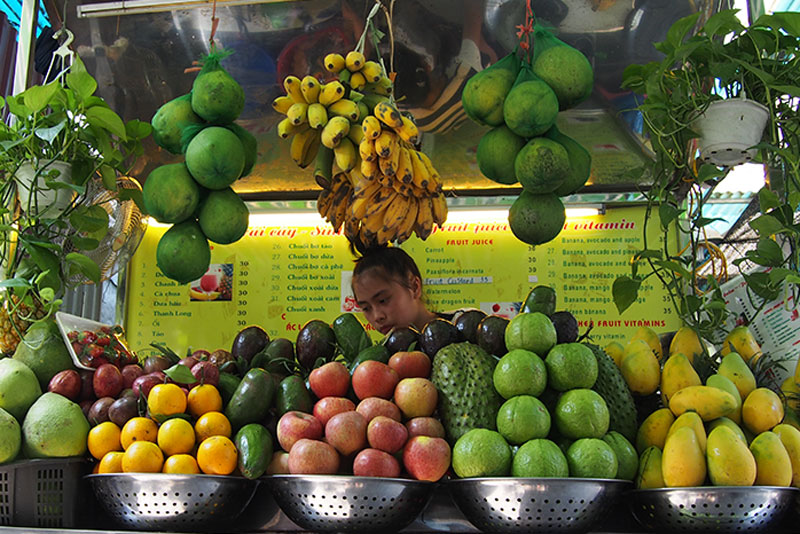 Fresh-Fruit-Stand